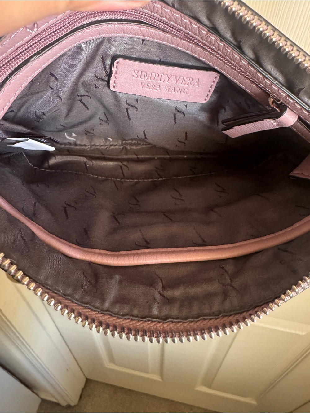Simply Vera Crossbody Purse - Picture 5 of 5